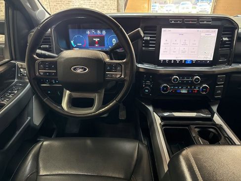 Used 2024 Ford F250 Lariat image 17