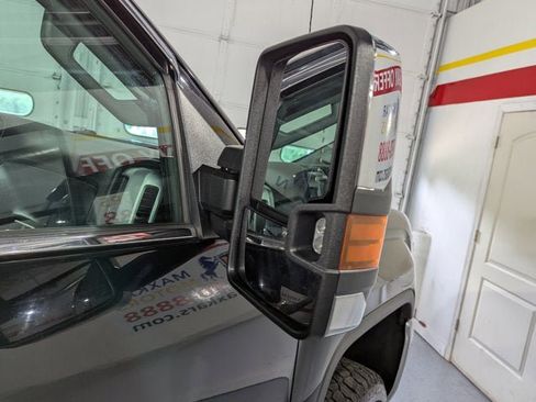 Used 2018 GMC Sierra 2500 SLT w/ Snow Plow Prep Package image 48