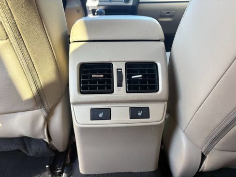 Used 2016 Subaru Outback 2.5i Limited image 13