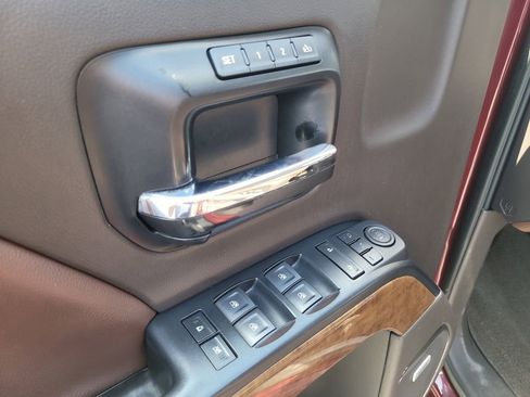 Used 2014 Chevrolet Silverado 1500 High Country image 14