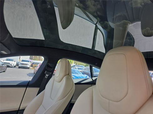 Used 2019 Tesla Model S 100D image 23