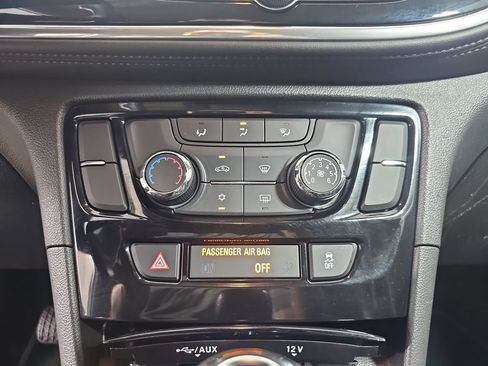 Used 2019 Buick Encore Preferred FWD image 27