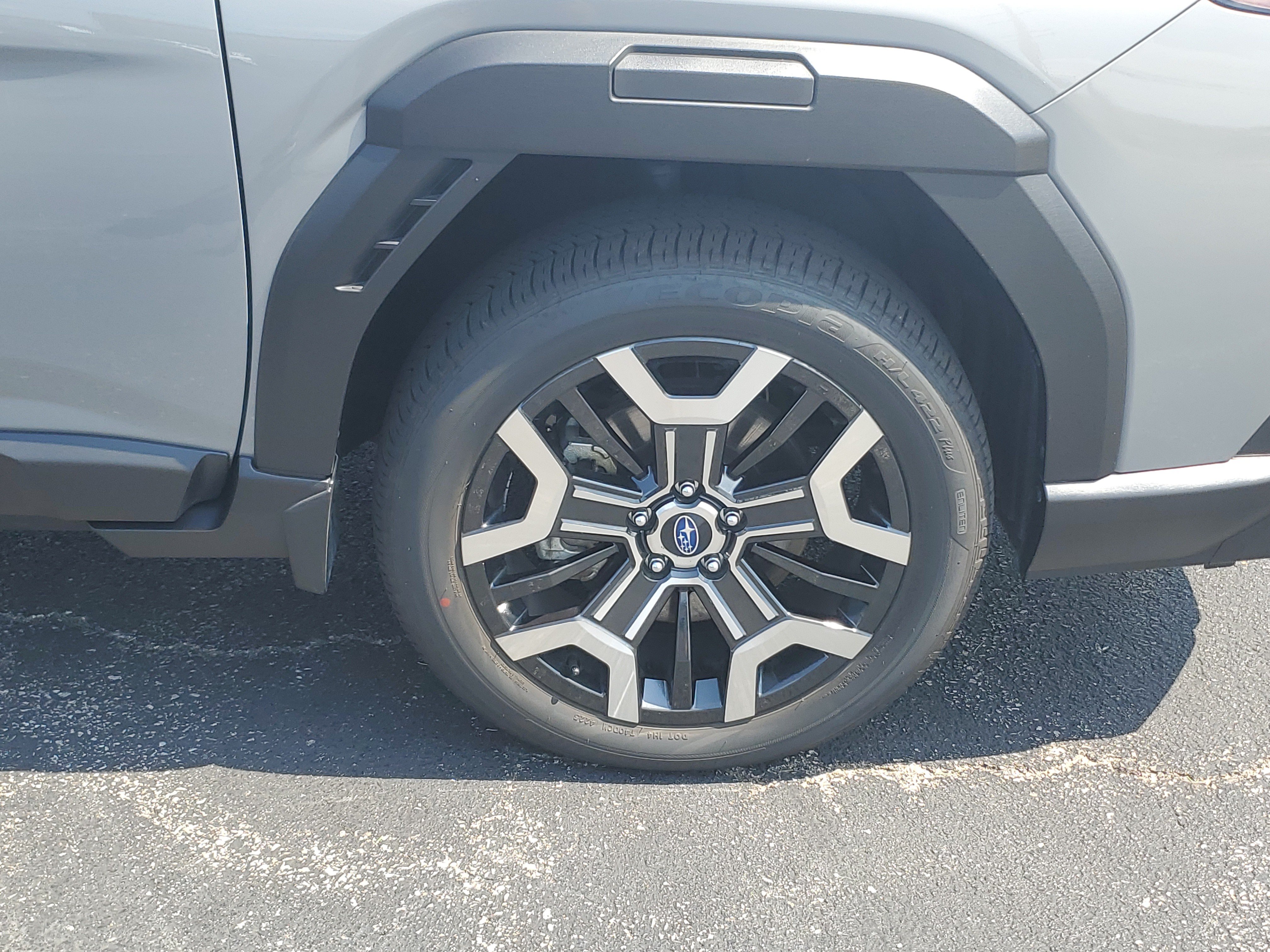 Certified 2026 Subaru Outback Touring XT AWD/4WD image 5