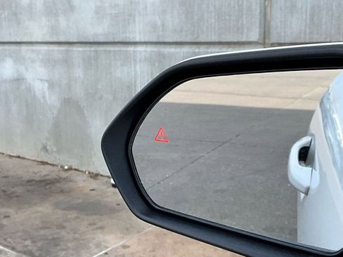 Used 2025 Kia K4 LXS image 19