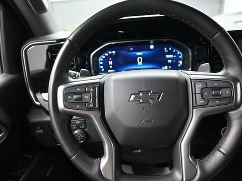 Used 2022 Chevrolet Silverado 1500 LT Trail Boss w/ Convenience Package II AWD/4WD image 8