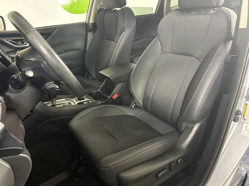 Used 2023 Subaru Forester Premium image 24