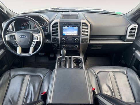 Used 2018 Ford F150 Platinum w/ Equipment Group 701A Luxury image 10