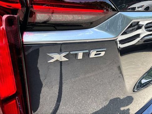 Used 2023 Cadillac XT6 Premium Luxury w/ Platinum Package AWD/4WD image 8