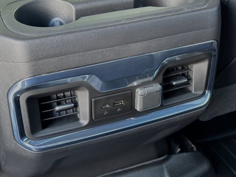 Used 2022 Chevrolet Silverado 1500 High Country w/ Z71 Off-Road Package AWD/4WD image 43