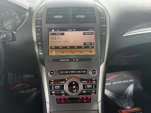 Used 2019 Lincoln MKZ Premiere AWD/4WD image 23