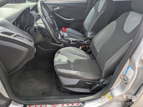 Used 2014 Ford Focus ST image 16