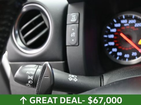 Used 2012 Nissan GT-R Premium image 25