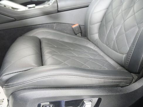 Certified 2025 BMW X6 xDrive40i AWD/4WD image 8