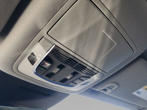 Certified 2026 Acura MDX FWD w/ Technology Package image 35