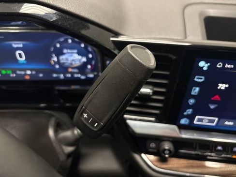 Used 2024 Chevrolet Silverado 1500 LT image 50