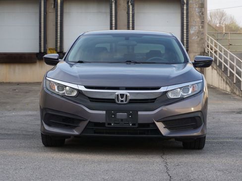Used 2018 Honda Civic LX image 3