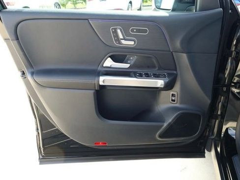 New 2026 Mercedes-Benz GLB 250 4MATIC image 26