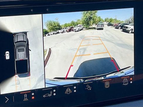 Used 2024 GMC Sierra 1500 AT4 w/ AT4 Premium Package AWD/4WD image 14
