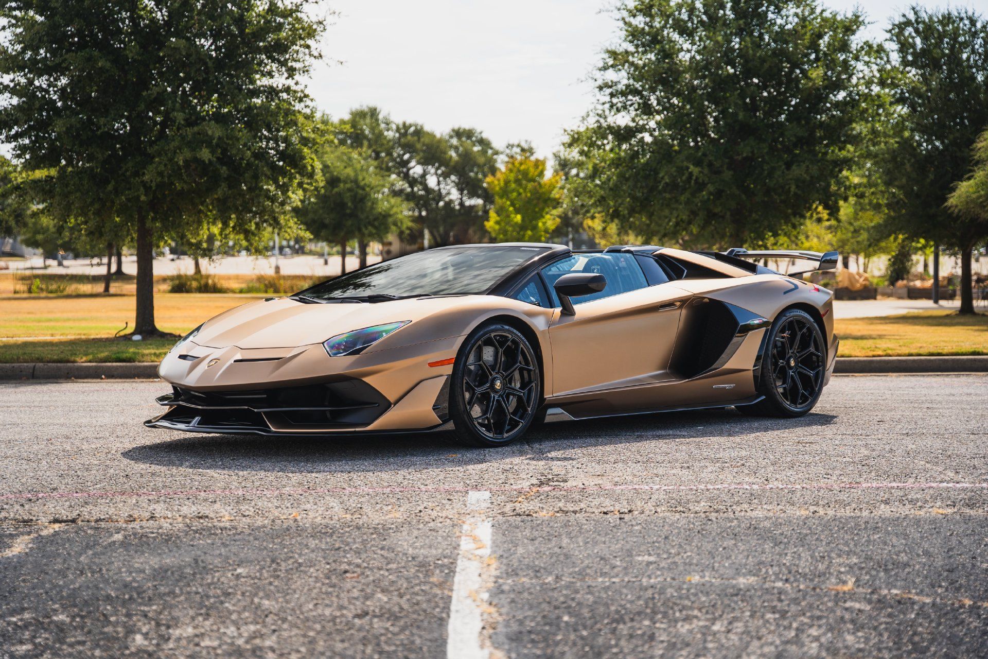 Used 2021 Lamborghini Aventador SVJ AWD/4WD image 37