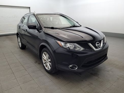 Used 2018 Nissan Rogue Sport SV w/ SV Technology Package AWD/4WD image 13