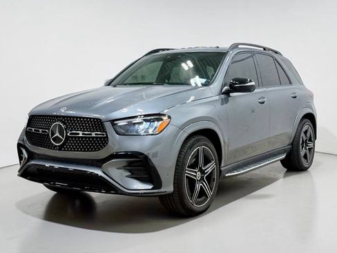 Used 2024 Mercedes-Benz GLE 450e 4MATIC image 7