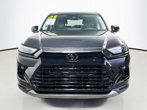 Used 2025 Toyota Grand Highlander AWD Hybrid image 11