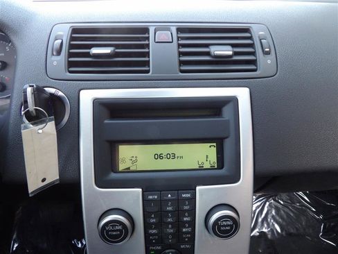 Used 2012 Volvo C30 FWD image 19