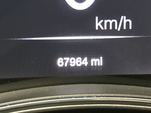 Used 2018 Jeep Grand Cherokee Laredo AWD/4WD image 22