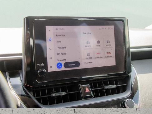 Used 2024 Toyota Corolla LE FWD image 15