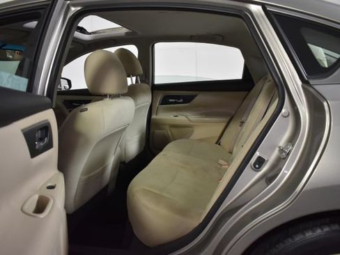 Used 2015 Nissan Altima 2.5 SV w/ Convenience Package FWD image 28