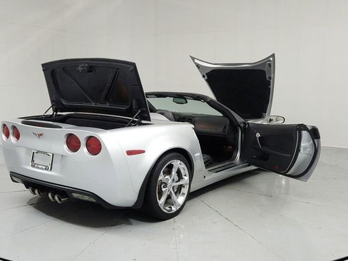 Used 2010 Chevrolet Corvette Grand Sport w/ Preferred Equipment Group RWD image 10
