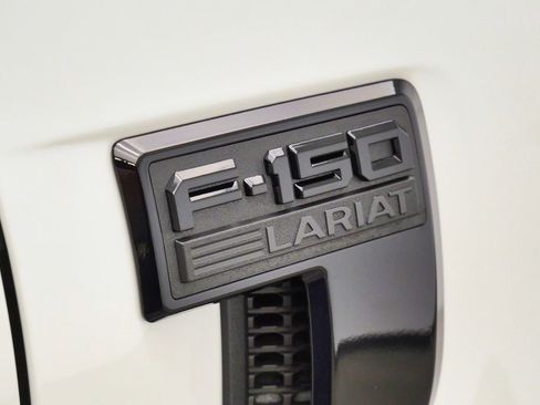 Used 2025 Ford F150 Lariat AWD/4WD image 9