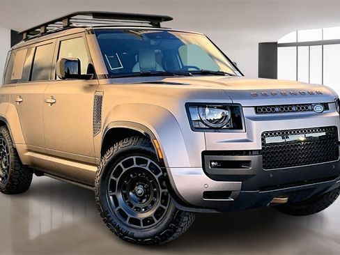 New 2025 Land Rover Defender 110 image 2