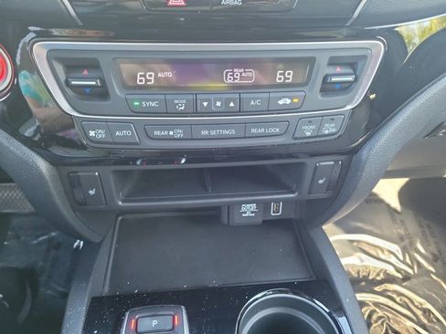 Used 2021 Honda Passport Touring image 35