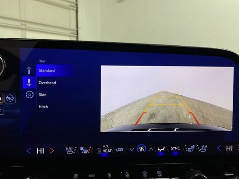 Used 2024 Chevrolet Blazer EV RS image 26