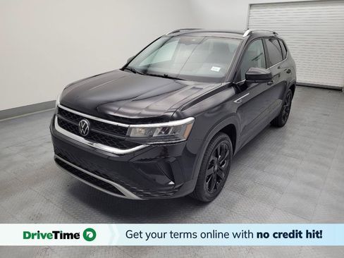 Used 2023 Volkswagen Taos SE w/ Black Wheel Package AWD/4WD image 1