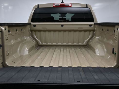Used 2024 Chevrolet Colorado W/T image 15