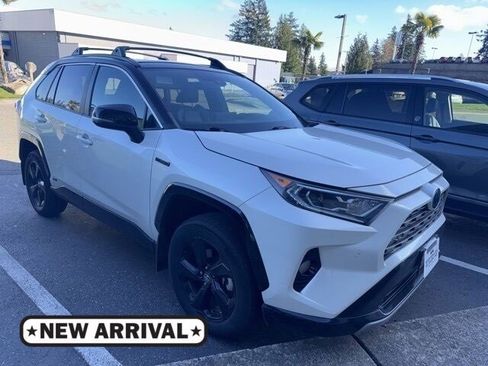 Used 2020 Toyota RAV4 XSE image 1