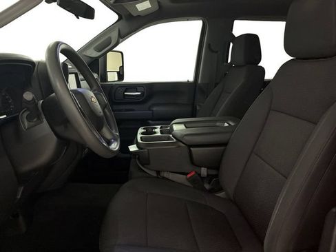 Certified 2022 Chevrolet Silverado 2500 Custom w/ Custom Convenience Package AWD/4WD image 12