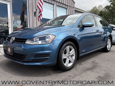 Used 2015 Volkswagen Golf TDI S FWD image 2