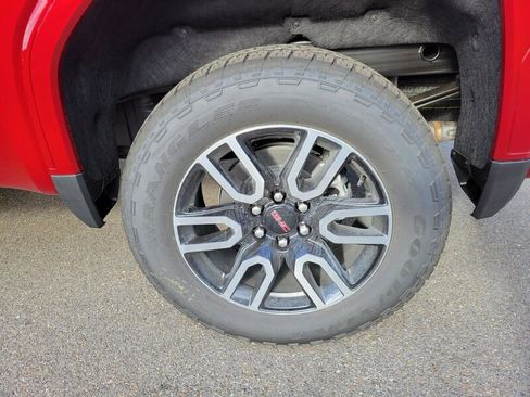New 2026 GMC Sierra 1500 AT4 w/ AT4 Premium Package image 7