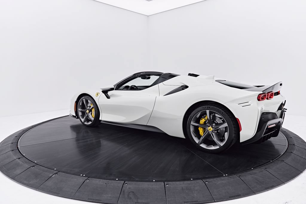 Used 2022 Ferrari SF90 Spider AWD/4WD image 20