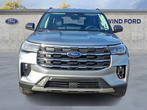 Certified 2025 Ford Explorer Active w/ Active Comfort Package image 2