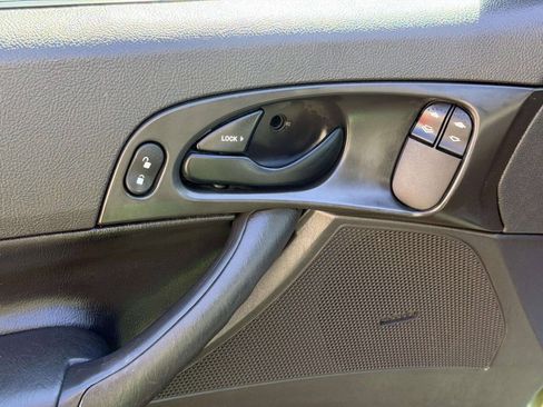 Used 2007 Ford Focus SES FWD image 15