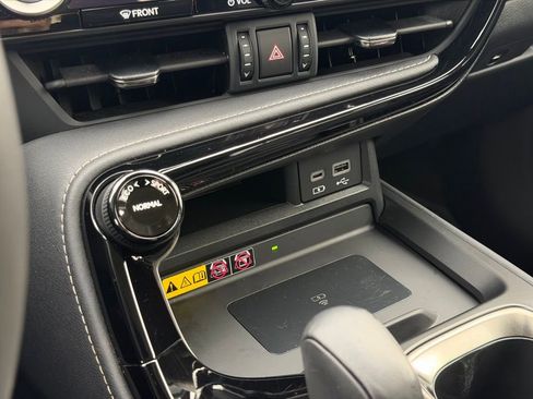 Used 2023 Lexus NX 350 AWD image 20