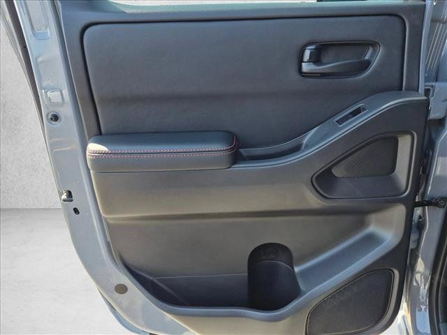 Used 2026 Nissan Frontier Pro-X w/ Pro-X Convenience Package RWD image 28