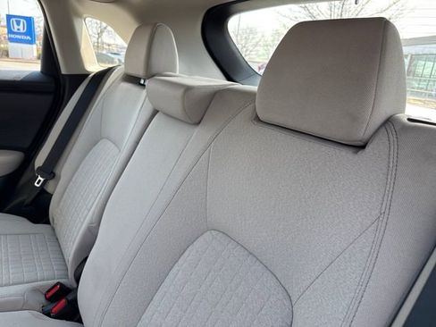 Used 2023 Honda HR-V LX image 18