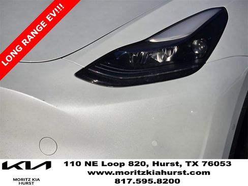 Used 2022 Tesla Model Y Long Range image 15