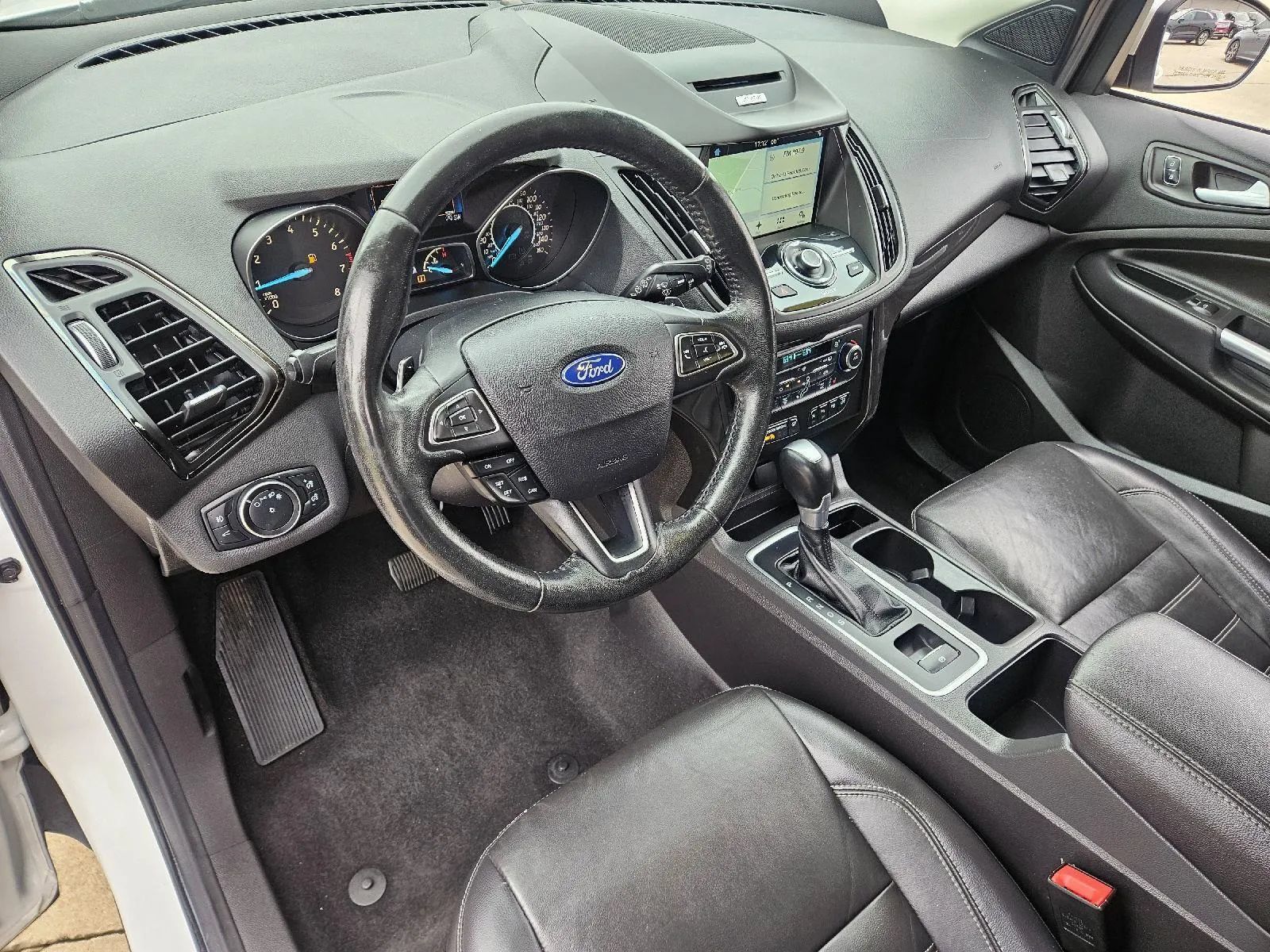 Used 2017 Ford Escape Titanium w/ Canadian Touring Package AWD/4WD image 13