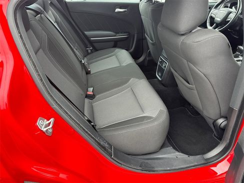 Used 2022 Dodge Charger SXT image 15